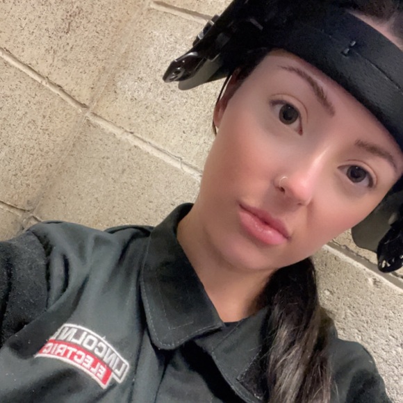 Meet your Posher, Karley - Picture 5 of 8